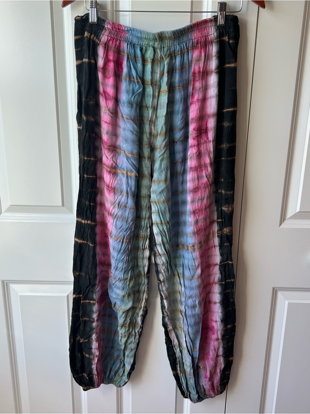 🌈 Earthbound Trading Co. Tie-Dye Harem Pants — Size M ✨ - Picture 2 of 4